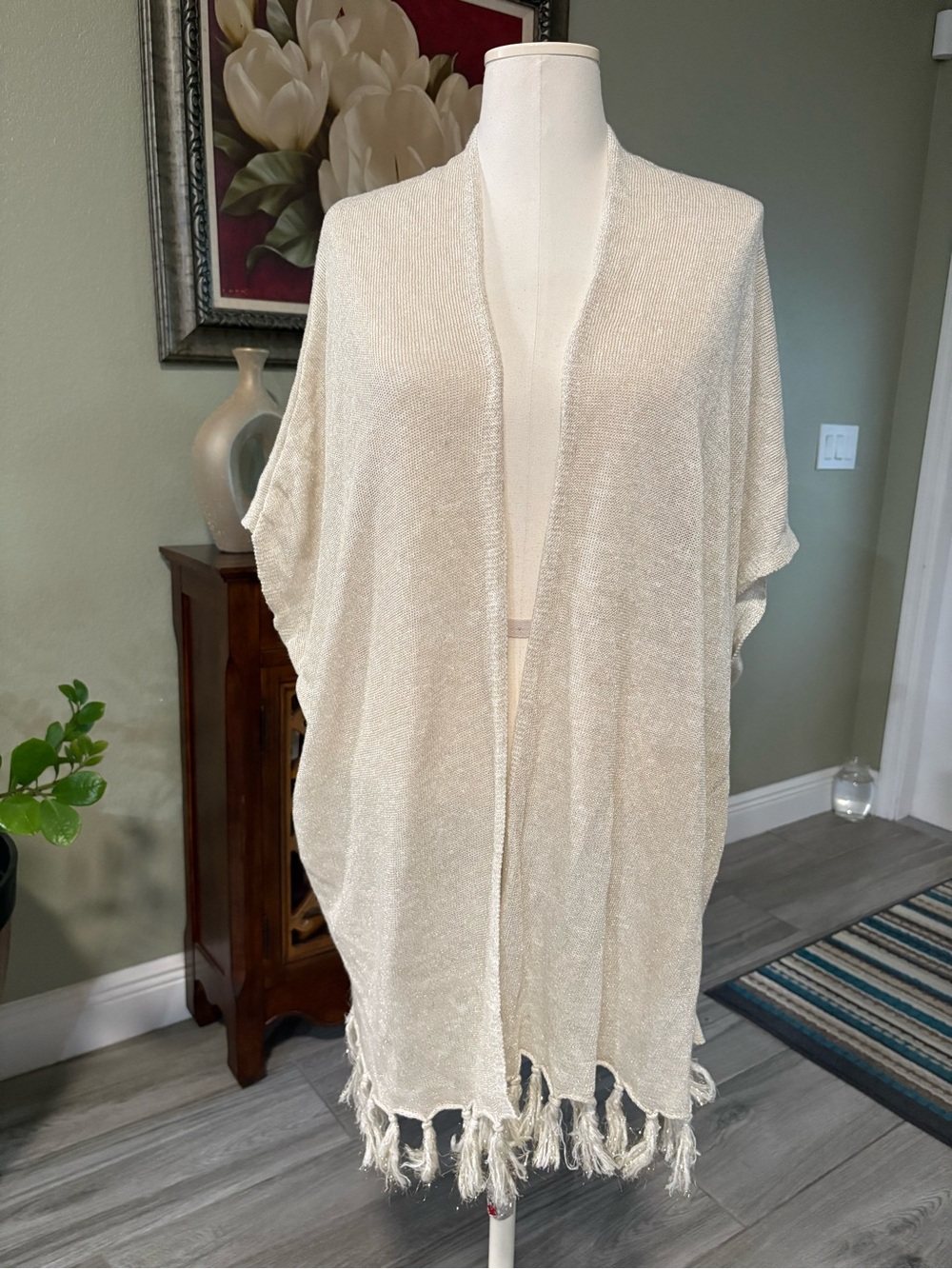 Tommy Bahama Cream Open-Front Fringe Shawl